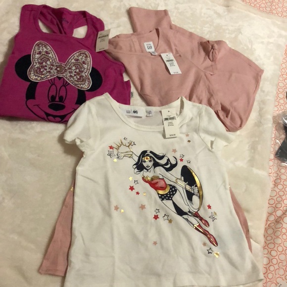 Adorable Pieces from baby 👶🏽 gap - Picture 3 of 8